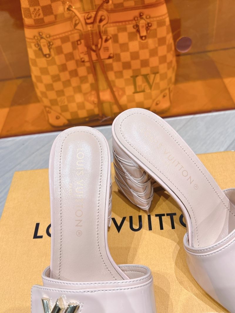 Louis Vuitton Slippers